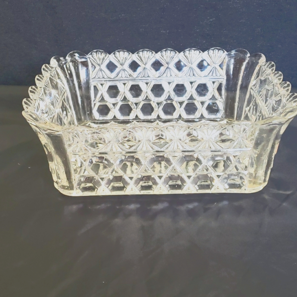 Crystal 8 inch rectangular bowl